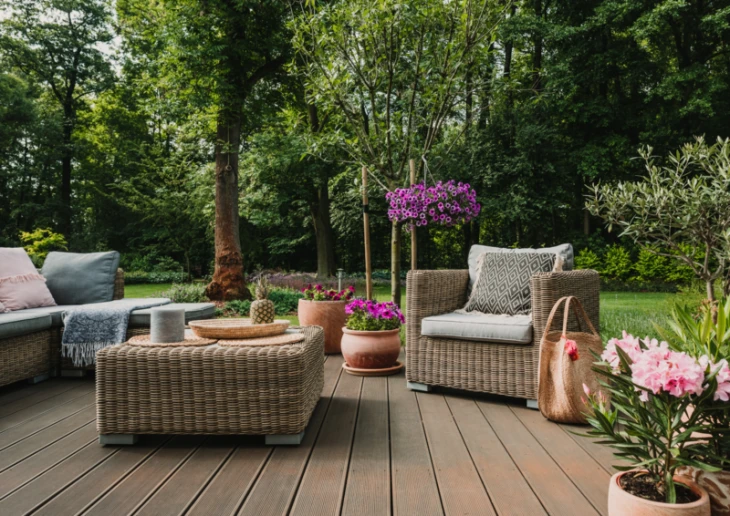 mobilier de jardin couleur mocha mousse